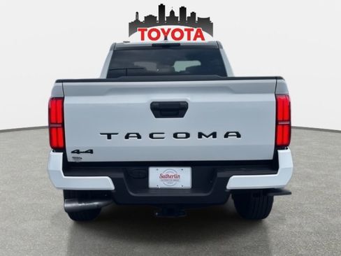 New 2025 Toyota Tacoma TRD Sport image 5