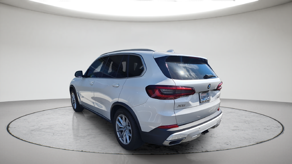 Used 2021 BMW X5 xDrive40i w/ Premium Package AWD/4WD image 10