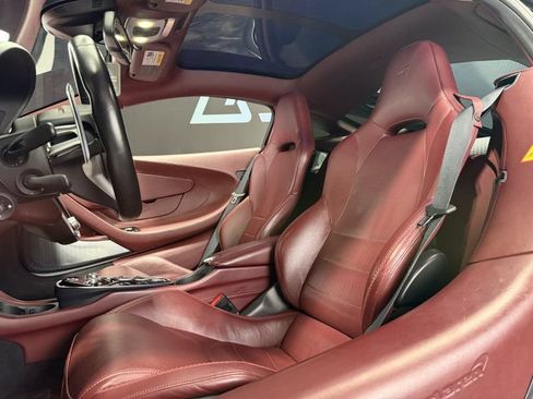Used 2020 McLaren GT RWD image 16
