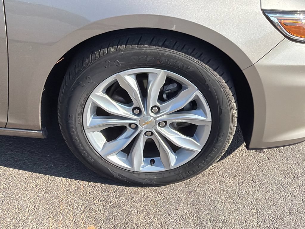 Used 2024 Chevrolet Malibu LT FWD image 12