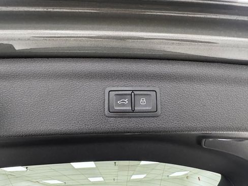 Used 2022 Audi Q3 2.0T Premium Plus w/ Premium Plus Package image 39