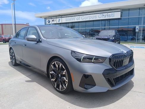 New 2026 BMW 540i xDrive w/ Executive Package image 1