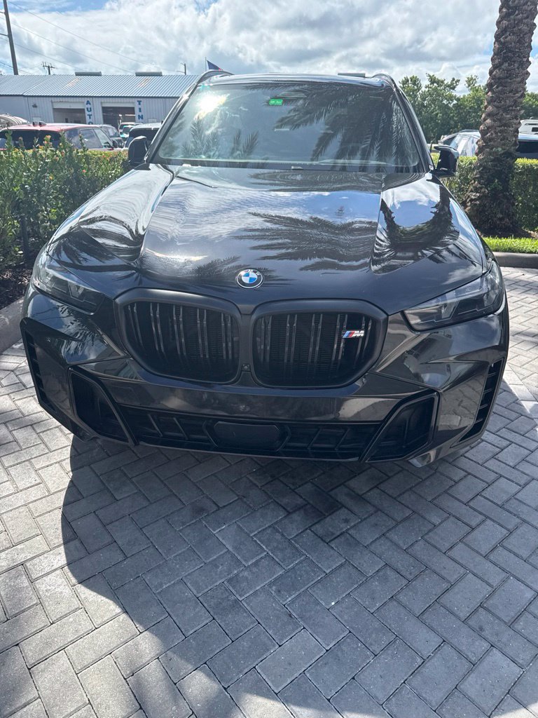 Used 2024 BMW X5 M60i AWD/4WD image 2