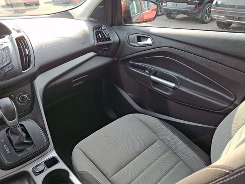 Used 2015 Ford Escape SE AWD/4WD image 16