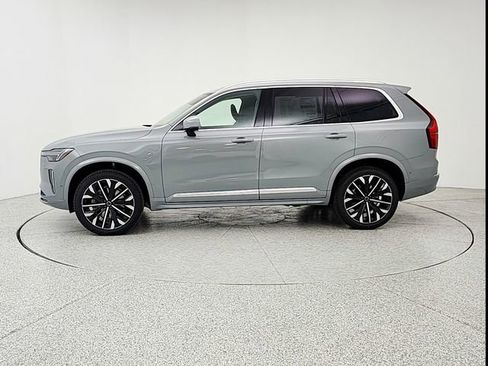 New 2026 Volvo XC90 B6 Plus w/ Protection Package image 8