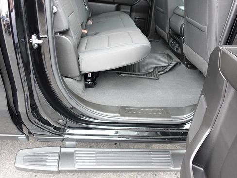 Used 2024 Chevrolet Silverado 1500 Custom AWD/4WD image 29