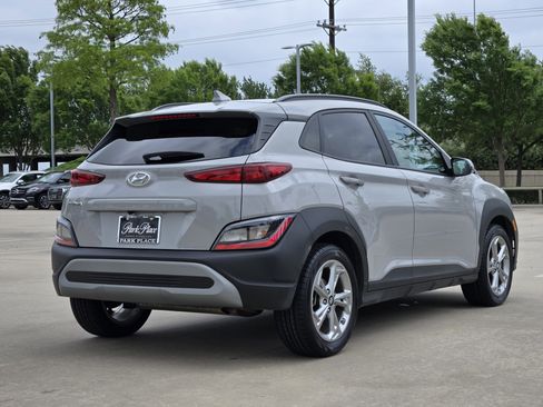 Used 2023 Hyundai Kona SEL w/ Convenience Package image 5