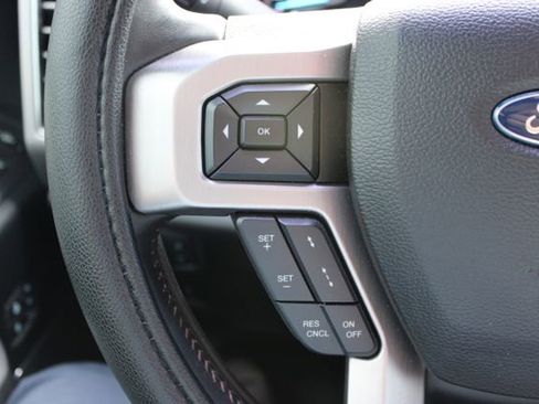 Used 2020 Ford F250 Platinum w/ FX4 Off-Road Package AWD/4WD image 21