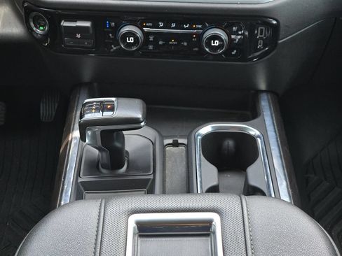 Used 2022 Chevrolet Silverado 1500 LTZ w/ LTZ Premium Package AWD/4WD image 24