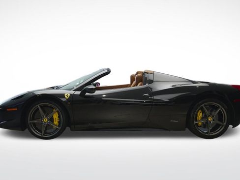 Used 2013 Ferrari 458 Spider RWD image 2