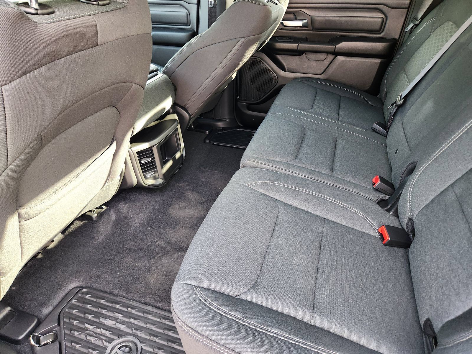 New 2026 RAM 1500 Express RWD image 25