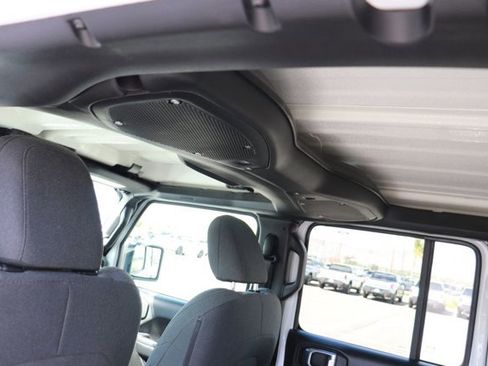 Used 2024 Jeep Wrangler Sport S image 24