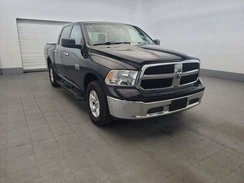 Used 2018 RAM 1500 Classic SLT AWD/4WD image 13