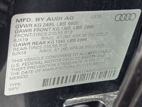 Certified 2025 Audi Q5 Premium w/ Convenience Package AWD/4WD image 30