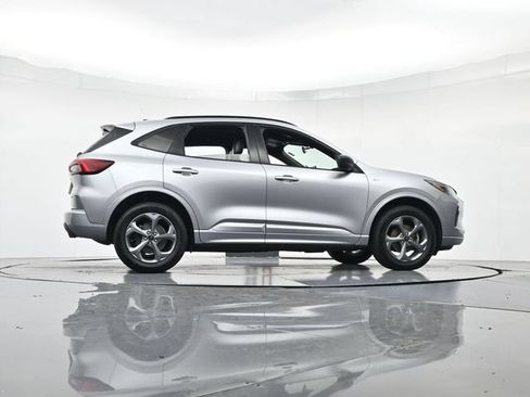 Certified 2024 Ford Escape ST-Line AWD/4WD image 35