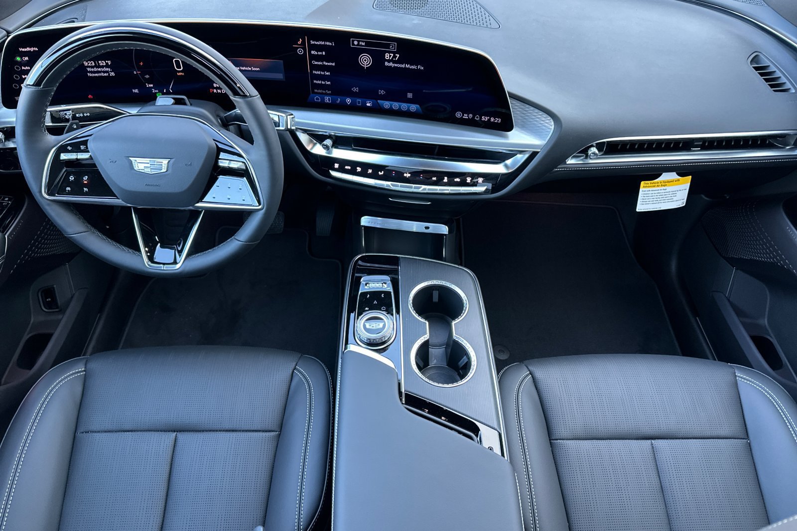 Used 2026 Cadillac Lyriq Luxury RWD image 13