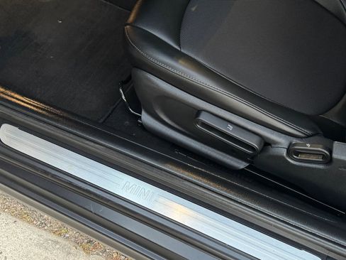 Used 2018 MINI Cooper 2-Door Hardtop FWD image 14