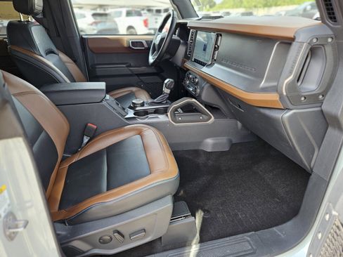 Certified 2024 Ford Bronco Outer Banks image 12