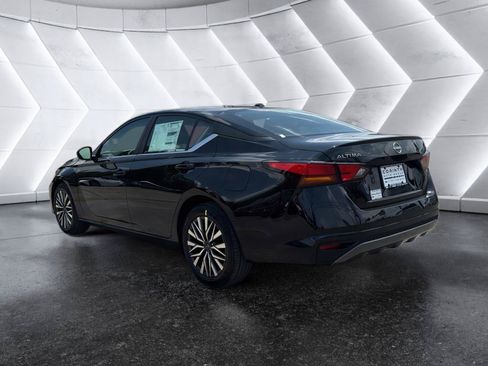 New 2026 Nissan Altima 2.5 SV FWD image 6