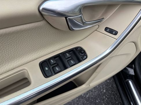 Used 2012 Volvo S60 T5 Premier image 15