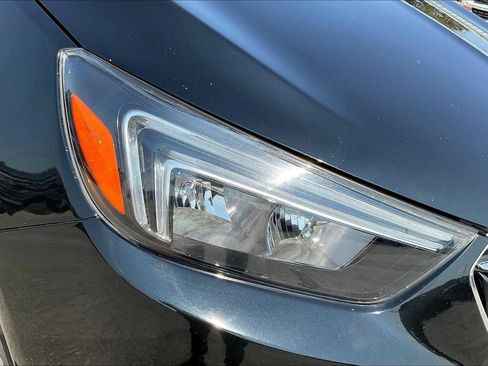 Used 2020 Buick Encore Preferred image 26