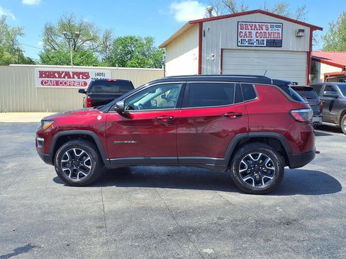 Used 2021 Jeep Compass Trailhawk AWD/4WD image 19