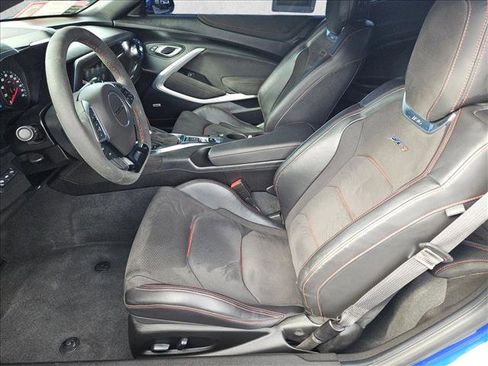 Used 2022 Chevrolet Camaro ZL1 image 16