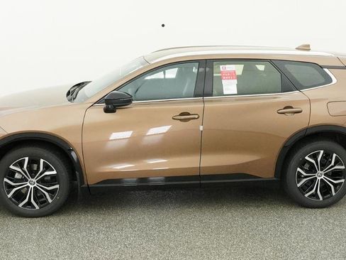 New 2026 Toyota Crown Signia AWD/4WD image 6