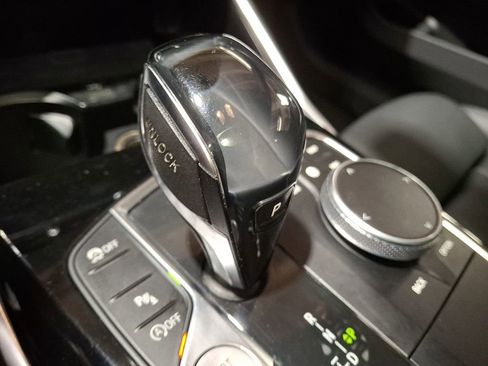 Used 2019 BMW 330i xDrive 330i xDrive w/ Convenience Package image 13