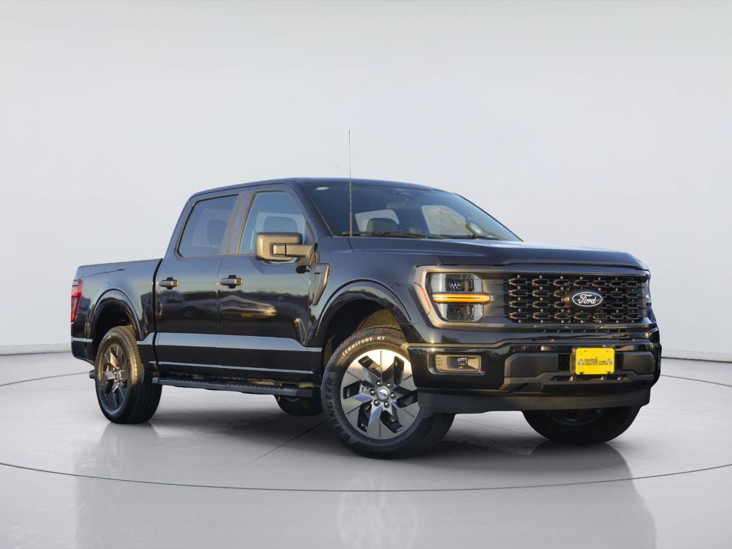 Used 2025 Ford F150 STX w/ Equipment Group 200A RWD image 2