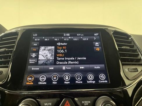 Used 2021 Jeep Grand Cherokee Limited AWD/4WD image 27