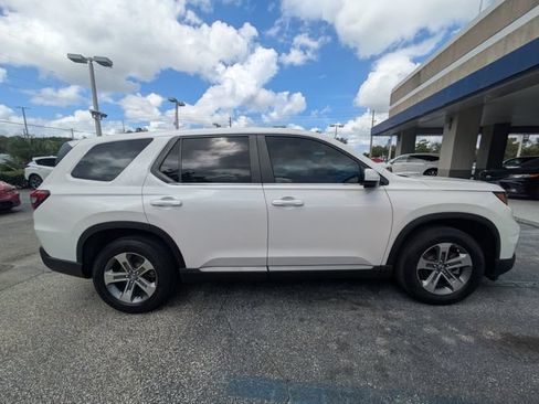 Used 2023 Honda Pilot EX-L image 2