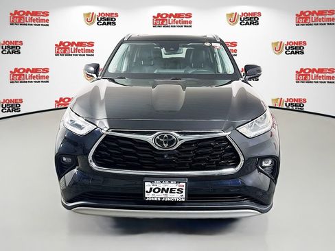 Certified 2021 Toyota Highlander Platinum image 14