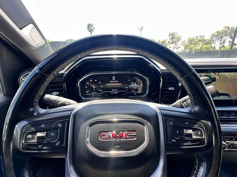 Used 2023 GMC Sierra 1500 SLE AWD/4WD image 25