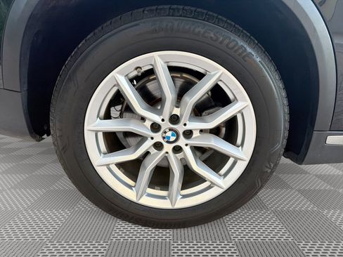 Used 2019 BMW X5 xDrive40i w/ Premium Package 2 AWD/4WD image 30