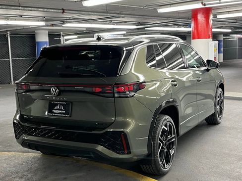 New 2026 Volkswagen Tiguan SEL R-Line image 6