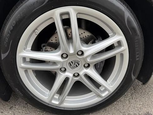 Used 2011 Porsche Panamera image 24