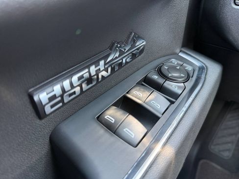 Used 2024 Chevrolet Silverado 1500 High Country w/ Z71 Off-Road Package AWD/4WD image 26