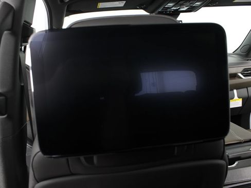 New 2026 GMC Yukon XL Denali Ultimate w/ LPO, Floor Liner Package AWD/4WD image 23