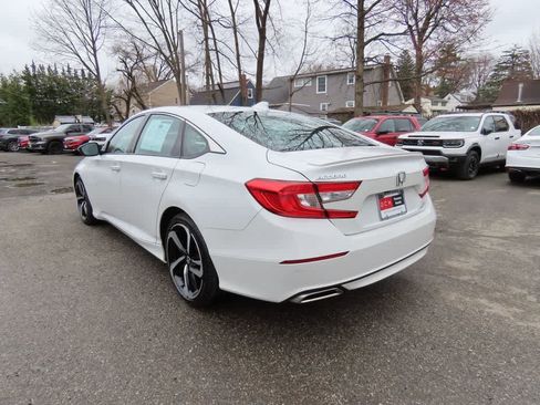 Certified 2019 Honda Accord Sport image 4