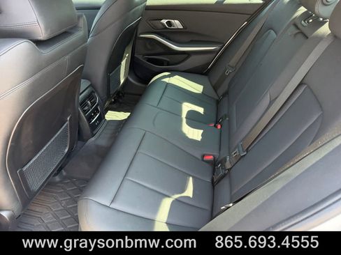 Used 2021 BMW 330i Sedan w/ M Sport Package RWD image 15