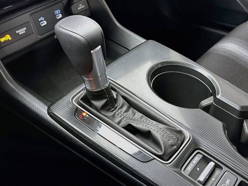 Certified 2025 Honda Civic Sport image 16