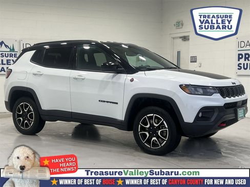 Used 2024 Jeep Compass Trailhawk image 1