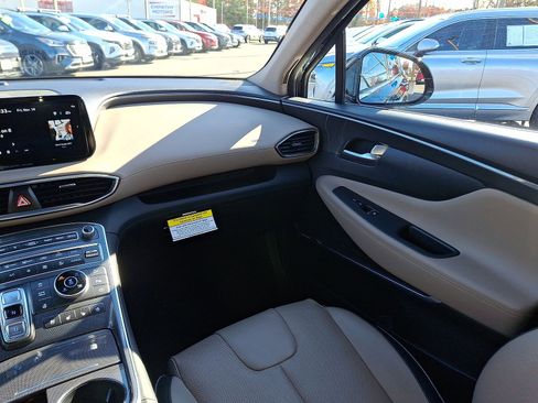 Certified 2022 Hyundai Santa Fe Limited image 11