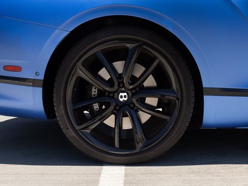 Used 2020 Bentley Continental GT V8 AWD/4WD image 22