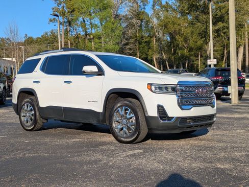 Used 2023 GMC Acadia SLE w/ Driver Convenience Package FWD image 2