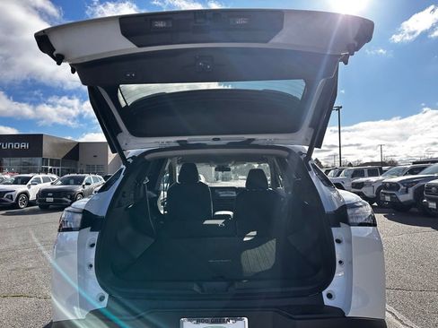 New 2025 Nissan Murano SV AWD/4WD image 8