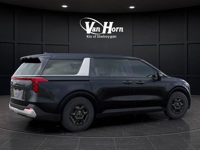 New 2026 Kia Carnival LX