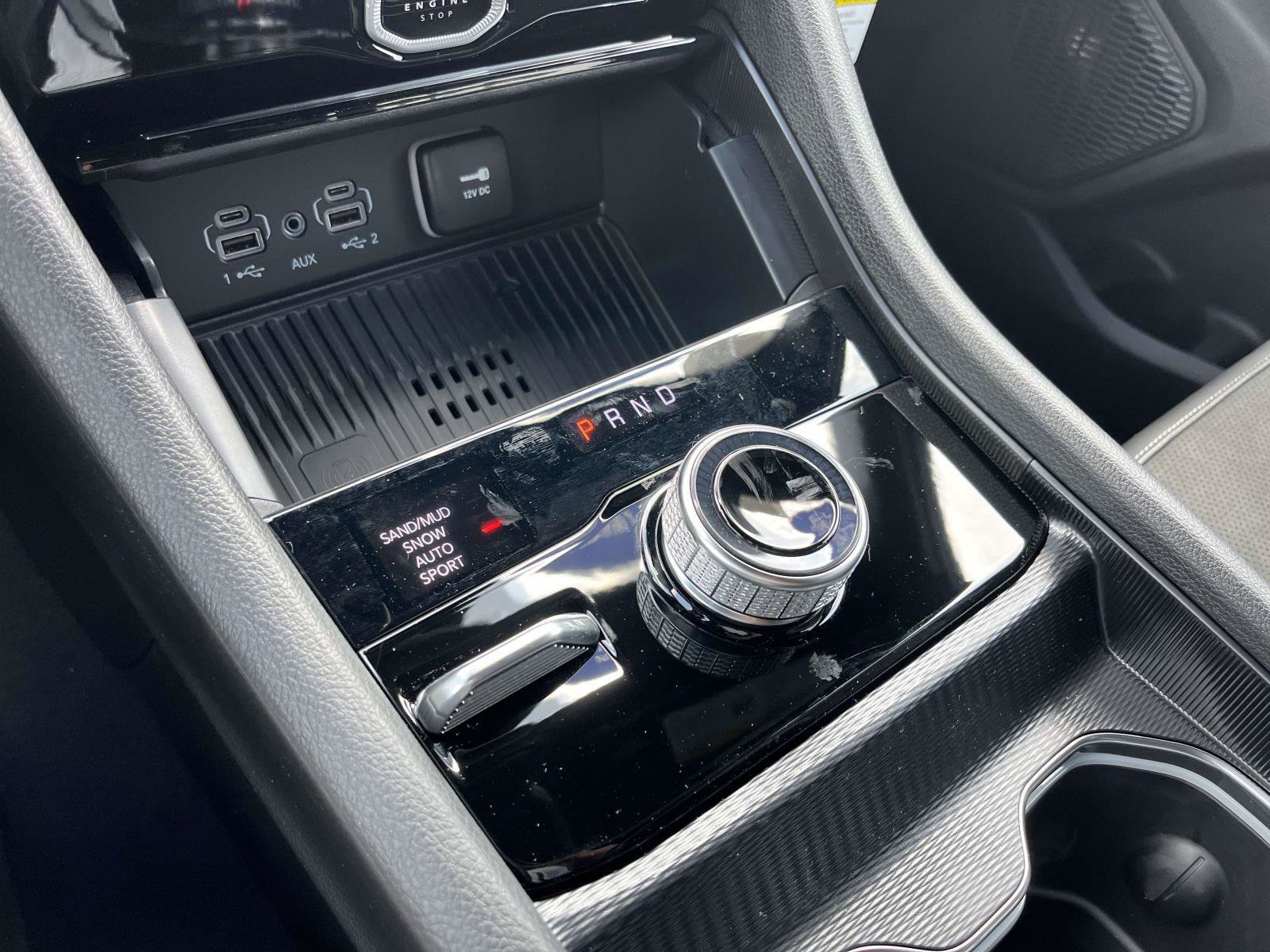 New 2026 Jeep Grand Cherokee Altitude AWD/4WD image 25
