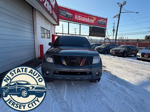 Used 2006 Nissan Pathfinder SE w/ (G01) SE Comfort Pkg image 2